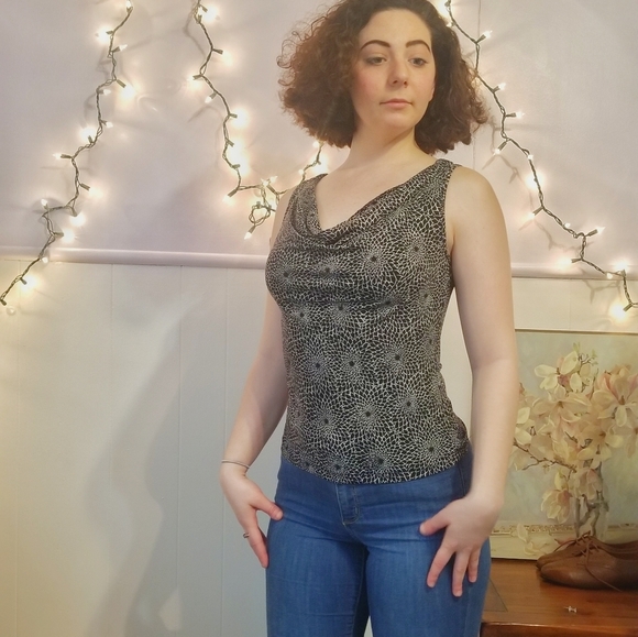 Express women's tank top - Picture 3 of 6